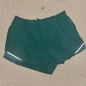 Lululemon hotty hot high rise short in teal lagoon